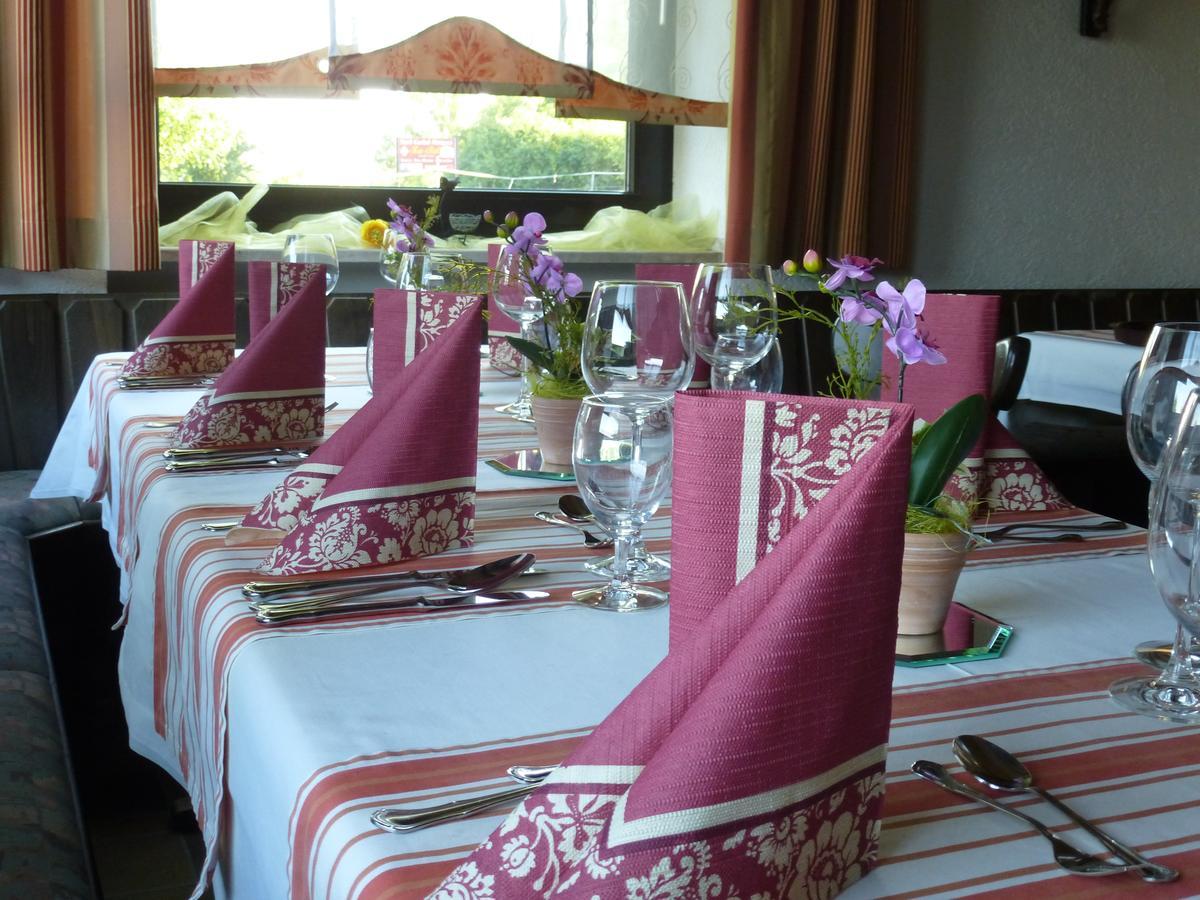 Hotel-Gasthof "Zum Bartl" ซูลซ์บาค-โรเซนแบร์ก ภายนอก รูปภาพ
